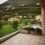 Malcesine-active&family Aparthotel 4*