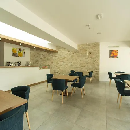 Malcesine-active&family 4* Malcesine