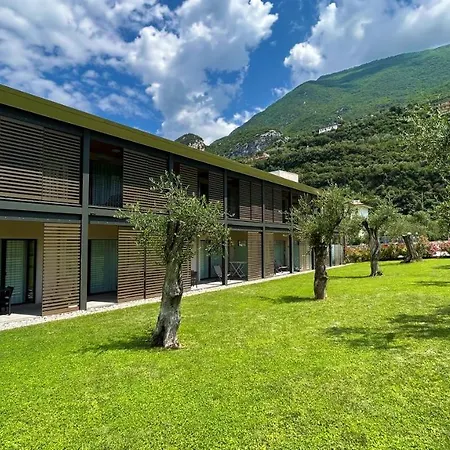 Malcesine-active&family Apartahotel